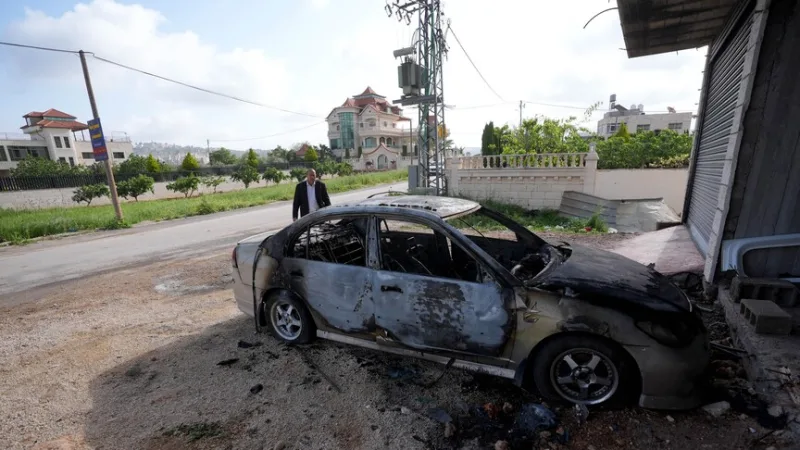 Izraeliečiai, užgrobę Palestinos teritorijas, Vakarų Krante padegė automobilį